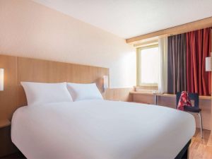 Ibis Nantes Centre Gare Sud
